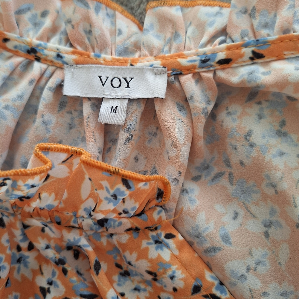 Floral Ruffle Top - Picture 2 of 2